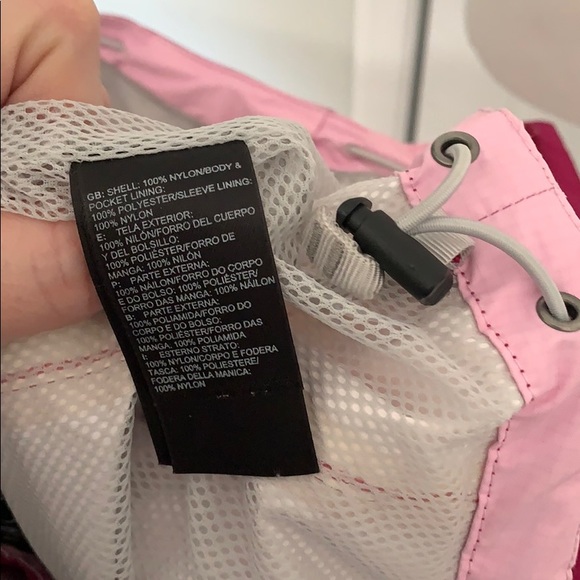 Women’s North Face Jacket - Picture 8 of 8